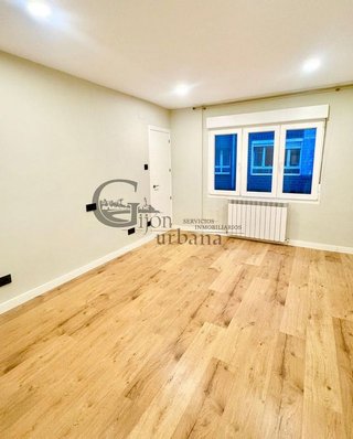 Piso en venta en Laviada en Gijón