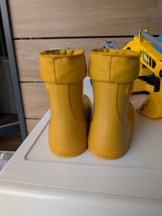 Botas de agua Igor color mostaza