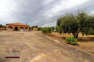 Casa rural en venta en Las Vaguadas - Urb. del Sur en Badajoz