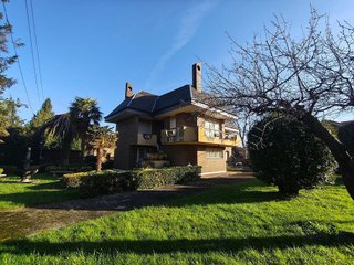 Chalet en venta en Santa María de Cayón