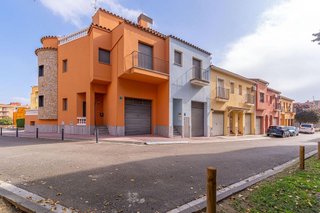 Casa adosada en venta en Empuriabrava en Castelló d´Empúries