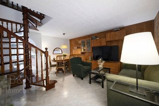 Casa adosada en venta en Les Arenes - La Grípia  Can Montllor en Terrassa