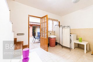 Casa adosada en venta en Les Arenes - La Grípia  Can Montllor en Terrassa