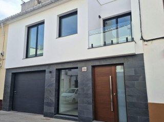 Chalet en venta en Benifaió