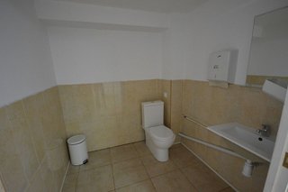 Local comercial en alquiler en Os Mallos - San Cristóbal en Coruña (A)