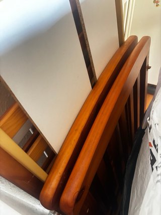 Cuna de bebé de madera