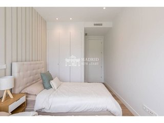 Piso en alquiler en Peñagrande en Madrid