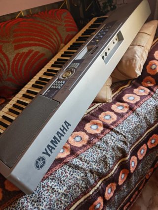 Teclado Yamaha