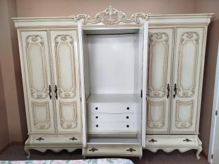 Armario Rococo Beige y Dorado 255x210cm