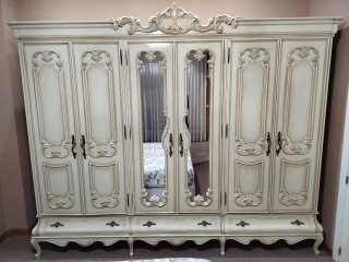 Armario Rococo Beige y Dorado 255x210cm