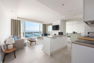 Piso en venta en Puerto Banús en Marbella