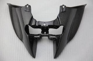 TAPA TRASERA EN CARBONO DE BMW K1200S Y K1300S
