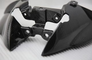 TAPA TRASERA EN CARBONO DE BMW K1200S Y K1300S