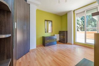 Piso en venta en Zubia (La)