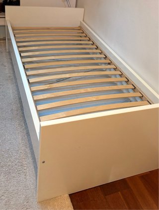 Cama Ikea 90x200 + Colchón
