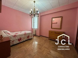 Piso en venta en Centro en Gijón