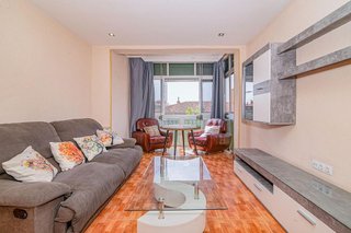 Piso en venta en Polígono Cartuja – La Paz en Granada