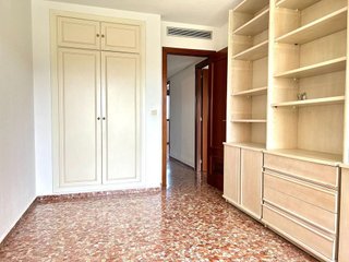 Piso en venta en La Carrasca en Valencia