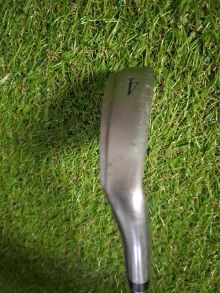 Hierro 4 de Golf Maruman