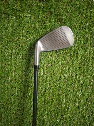 Hierro 4 de Golf Maruman