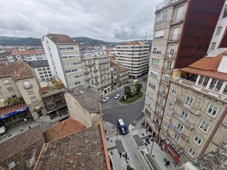 Piso en venta en Centro en Ourense