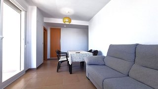 Piso en venta en Piles