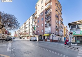 Piso en venta en Barrio de Zaidín en Granada