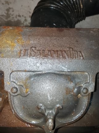 Estufa de leña La Salamandra