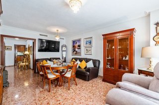 Piso en venta en Benalúa en Alicante