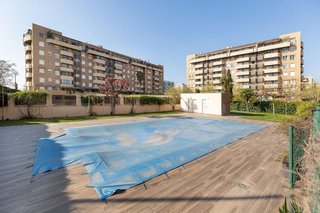 Piso en venta en Camino de Ronda - Rosaleda en Granada