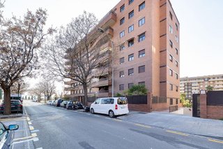 Piso en venta en Camino de Ronda - Rosaleda en Granada
