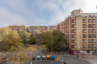 Piso en venta en Camino de Ronda - Rosaleda en Granada