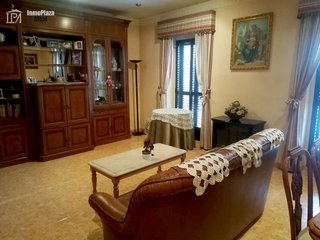 Casa adosada en venta en Benifaió
