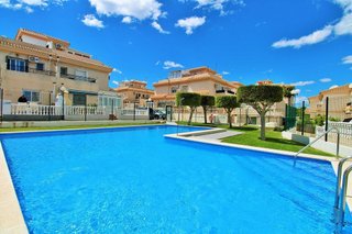Casa adosada en venta en Playa Flamenca - Punta Prima en Orihuela