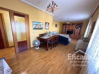 Chalet en venta en Tomelloso