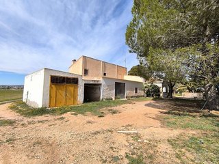 Casa rural en venta en Yecla