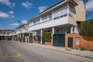 Casa adosada en venta en Cerrillo de Maracena - Periodistas en Granada
