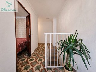 Casa adosada en venta en Oliva pueblo en Oliva