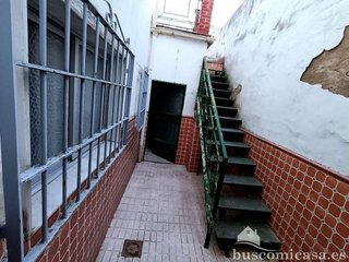 Chalet en venta en Linares