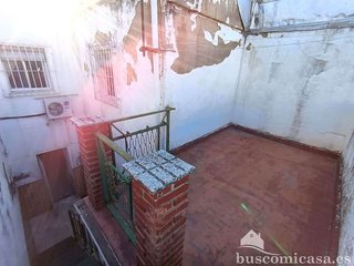 Chalet en venta en Linares