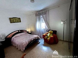 Chalet en venta en Linares