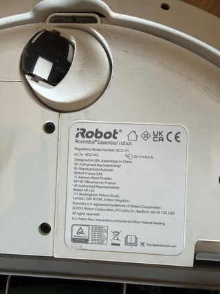Robot Aspirador iRobot Roomba Essential