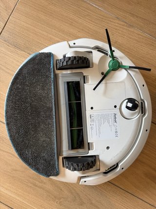 Robot Aspirador iRobot Roomba Essential