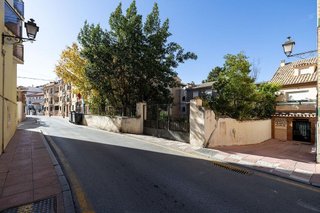 Chalet en venta en Zubia (La)