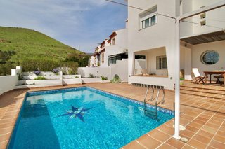 Chalet en venta en Cenes de la Vega