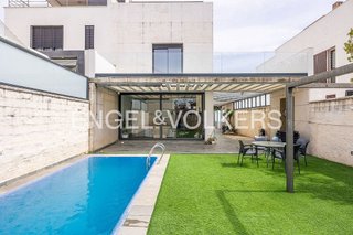 Casa pareada en venta en Arco Norte - Avda. España en Dos Hermanas