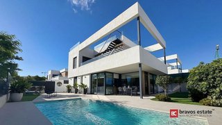 Chalet en venta en Playa de Poniente en Benidorm