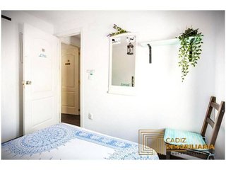 Piso en venta en Centro Histórico - Plaza España en Cádiz