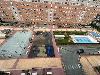 Piso en venta en Parla Este en Parla