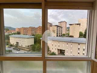 Piso en venta en As Lagoas en Ourense